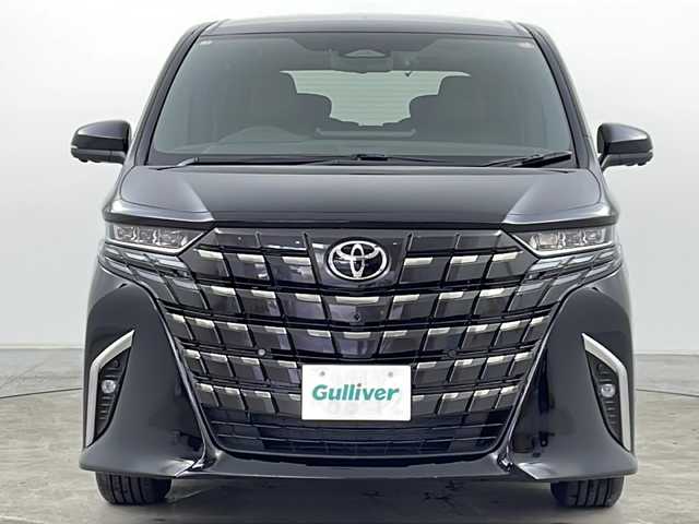 トヨタ アルファードハイブリット Z 道央・札幌 2025(令7)年 0.2万km ブラック ・4WD/・ワンオーナー/・寒冷地仕様/・サンルーフ/・ハイブリッド/・純正ディスプレイオーディオナビ&フルセグ&BT&Miracast&HDMI/・12.1後席ディスプレイ/・トヨタセーフティセンス/・ブラインドスポットモニター/・パーキングサポートブレーキ/・プロアクティブドライビングアシスト/・プリクラッシュアシストセーフティ/・レーンディパーチャーアラート/・ヘッドアップディスプレイ/・クリアランスソナー/・ロードサインアシスト/・クルーズコントロール/・パーキングアシスト/・全方位カメラ/・両側パワースライドドア/・社外ドライブレコーダー360°/・パワーバックドア/・パワーシート/・エアーシート/・シートヒーター/・レザーシート/・ハンドルヒーター/・パドルシフト/・革巻きステアリング/・ステアリングスイッチ/・置くだけ充電/・AC100V/・ビルトインETC2.0/・オートワイパー/・フロントワイパーデアイサー/・オートマチックハイビーム/・オートライト/・LEdヘッドライト/・LEDフォグ/・Advanced park/・nanoe X/・ECO MODE/・EV MODE/・スマートキー/・スペアキー/・プッシュスタート