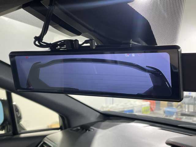 スバル ＷＲＸ ＳＴＩ STI タイプS 福岡県 2018(平30)年 2.3万km クリスタルブラックシリカ 禁煙車/サンルーフ/純正8インチメモリナビ/・CD/DVD/BT/フルセグTV/・バック/サイド/フロントモニター/アイサイト/柿本改マフラー/ハーフレザーシート/・シートヒーター(D/N)/・パワーシート（D/N)/革巻きステアリング/・ステアリングリモコン/ミラー型ドライブレコーダー前後/ETC/LEDヘッドライト/・オートライト/・フォグランプ/純正18インチアルミホイール