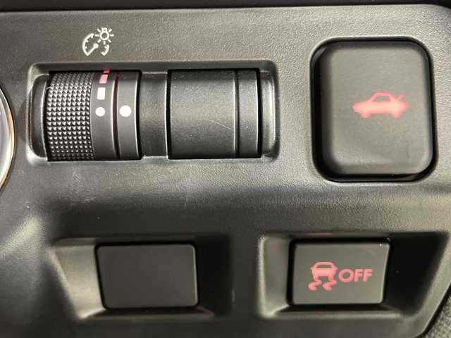 スバル ＷＲＸ ＳＴＩ STI タイプS 福岡県 2018(平30)年 2.3万km クリスタルブラックシリカ 禁煙車/サンルーフ/純正8インチメモリナビ/・CD/DVD/BT/フルセグTV/・バック/サイド/フロントモニター/アイサイト/柿本改マフラー/ハーフレザーシート/・シートヒーター(D/N)/・パワーシート（D/N)/革巻きステアリング/・ステアリングリモコン/ミラー型ドライブレコーダー前後/ETC/LEDヘッドライト/・オートライト/・フォグランプ/純正18インチアルミホイール