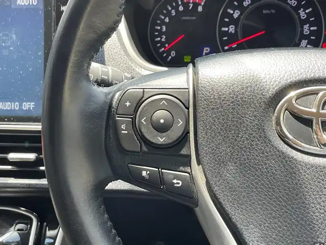 トヨタ ヴォクシー ZS 煌Ⅲ 滋賀県 2021(令3)年 5.8万km ブラック 純正ナビ/Bluetooth/CD/DVD/USB/SD/HDMI/フルセグテレビ/バックカメラ/12.1型フリップダウンモニター/ビルトインETC2.0/モデリスタエアロ/クルーズコントロール/両側パワースライドドア/インテリジェントクリアランスソナー/セーフティセンス/・プリクラッシュセーフティ/・レーンディパーチャーアラート/・オートマチックハイビーム/・先行車発進告知機能/LEDヘッドライト/オートライト/ハーフレザーシート/プッシュスタート /スマートキー/ドアバイザー/純正フロアマット