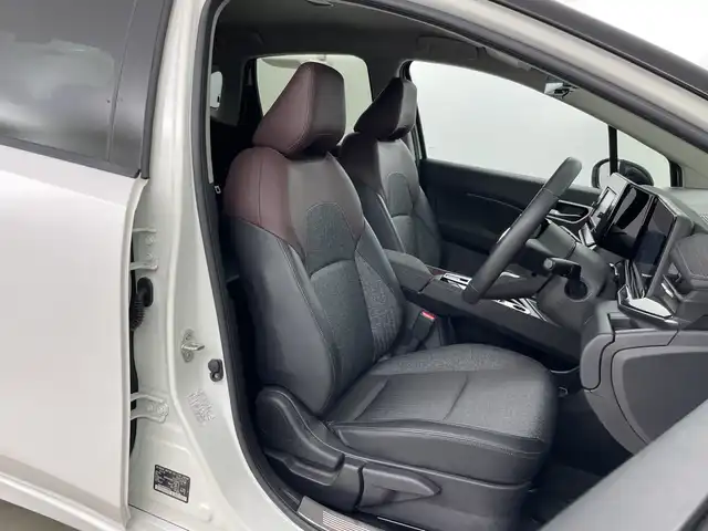 日産 オーラ G 愛知県 2022(令4)年 3万km ピュアホワイトパール / スーパーブラック 2トーン 禁煙車/純正7インチナビ/（CD/USB/Bluetooth/フルセグTV/SD)/全方位カメラ/衝突軽減ブレーキ/レーンキープアシスト/オートマチックハイビーム/コーナーセンサー/ブラインドスポットモニター/ハーフレザーシート/純正17インチアルミホイール/スマートキー/プッシュスタート/LEDヘッドライト/フロントフォグランプ/オートライト/フロアマット/横滑り防止装置/電動格納ミラー