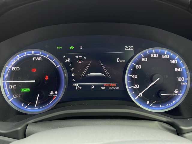 トヨタ クラウン ハイブリッド RS アドバンス 新潟県 2021(令3)年 1.9万km ブラック １２．３型純正ナビ　/フルセグTV/Bluetooth/CD/DVD/AM/FM/ムーンルーフ　/夏冬タイヤ　/トヨタセーフティセンス　/プリクラッシュセーフティ/レーントレーシングアシスト/レーダークルーズコントロール/ロードサインアシスト/アダプティブハイビームシステム/先行車発進告知機能/ブラインドスポットモニター/インテリジェントクリアランスソナー/リヤクロストラフィックオートブレーキ/パーキングサポートブレーキ/パノラミックビューモニター　/３眼ＬＥＤヘッドランプ　/カラーヘッドアップディスプレイ　/デジタルインナーミラー　/本革シート　/ビルトインＥＴＣ２．０/前後ドライブレコーダー/パドルシフト/シートメモリー/シートヒーター/ステアリングヒーター