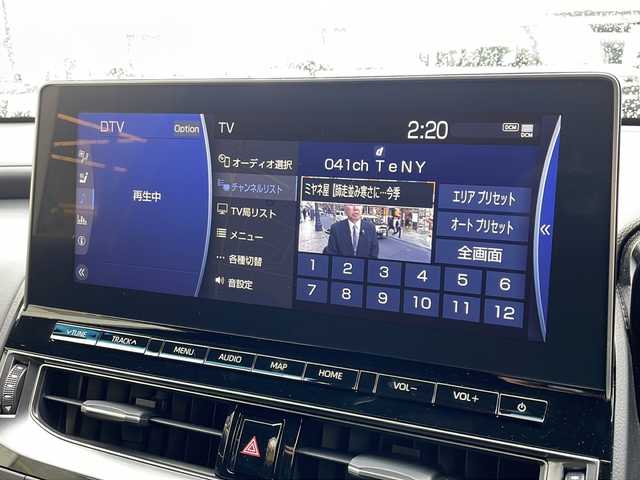 トヨタ クラウン ハイブリッド RS アドバンス 新潟県 2021(令3)年 1.9万km ブラック １２．３型純正ナビ　/フルセグTV/Bluetooth/CD/DVD/AM/FM/ムーンルーフ　/夏冬タイヤ　/トヨタセーフティセンス　/プリクラッシュセーフティ/レーントレーシングアシスト/レーダークルーズコントロール/ロードサインアシスト/アダプティブハイビームシステム/先行車発進告知機能/ブラインドスポットモニター/インテリジェントクリアランスソナー/リヤクロストラフィックオートブレーキ/パーキングサポートブレーキ/パノラミックビューモニター　/３眼ＬＥＤヘッドランプ　/カラーヘッドアップディスプレイ　/デジタルインナーミラー　/本革シート　/ビルトインＥＴＣ２．０/前後ドライブレコーダー/パドルシフト/シートメモリー/シートヒーター/ステアリングヒーター