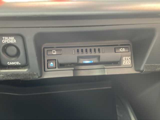 トヨタ クラウン ハイブリッド RS アドバンス 新潟県 2021(令3)年 1.9万km ブラック １２．３型純正ナビ　/フルセグTV/Bluetooth/CD/DVD/AM/FM/ムーンルーフ　/夏冬タイヤ　/トヨタセーフティセンス　/プリクラッシュセーフティ/レーントレーシングアシスト/レーダークルーズコントロール/ロードサインアシスト/アダプティブハイビームシステム/先行車発進告知機能/ブラインドスポットモニター/インテリジェントクリアランスソナー/リヤクロストラフィックオートブレーキ/パーキングサポートブレーキ/パノラミックビューモニター　/３眼ＬＥＤヘッドランプ　/カラーヘッドアップディスプレイ　/デジタルインナーミラー　/本革シート　/ビルトインＥＴＣ２．０/前後ドライブレコーダー/パドルシフト/シートメモリー/シートヒーター/ステアリングヒーター