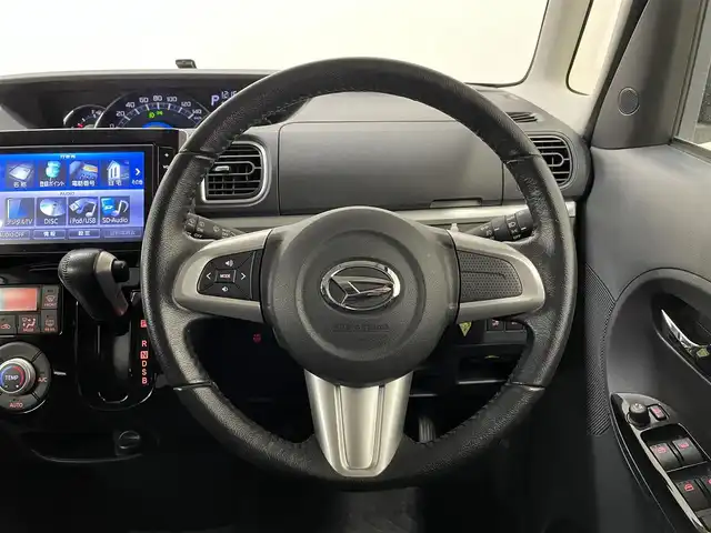 ダイハツ タント カスタム RS SA 長崎県 2014(平26)年 3.2万km ブラックマイカメタリック 純正8インチナビ　（NSZN‐W64DB）/・フルセグTV　CD/DVD/SD/Bluetooth/スマートアシスト/・衝突軽減ブレーキ/・踏み間違い防止装置/バックカメラ/両側パワースライドドア/LEDヘッドライト/フォグランプ/プッシュスタート/スマートキー/アイドリングストップ/横滑り防止装置/ステアリングスイッチ/ETC/後席サンシェード/社外13インチAW/純正フロアマット