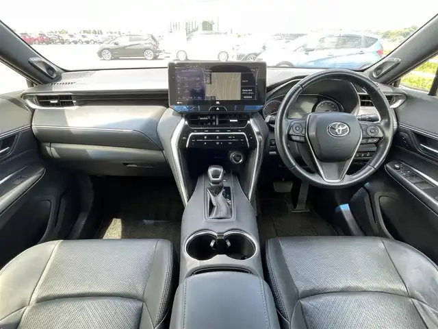 トヨタ ハリアー Z レザーパッケージ 佐賀県 2020(令2)年 5.8万km ホワイトパールクリスタルシャイン 黒革シート/JBL12.3インチメモリーナビゲーション/・フルセグTV/AM/FM/USB/Bluetooth/・JBLプレミアムサウンド/バック/サイドカメラ/前後ドライブレコーダー/ビルトインETC2.0/ハンズフリーパワーリアゲ―ト/ヘッドアップディスプレイ/デジタルインナーミラー/電子パーキングブレーキ/AUTO HOLD機能/DN席パワーシート(D席メモリー機能付)/DN席シートヒーター/シートベンチレーション/ISOFIX対応/革巻きステアリング/ステアリングヒーター/ステアリングリモコン/純正19インチアルミホイール/純正LEDヘッドライト/オートマチックハイビーム/純正LEDフォグランプ/純正フロアマット/新車保証書/トヨタセーフティセンス/・レーダークルーズコントロール/・レーンディパーチャーアラート/・プリクラッシュセーフティ/・ブラインドスポットモニター/・クリアランスソナー/・リヤクロストラフィックアラート/・ロードサインアシスト