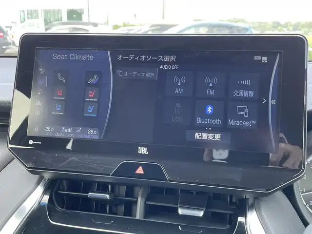トヨタ ハリアー Z レザーパッケージ 佐賀県 2020(令2)年 5.8万km ホワイトパールクリスタルシャイン 黒革シート/JBL12.3インチメモリーナビゲーション/・フルセグTV/AM/FM/USB/Bluetooth/・JBLプレミアムサウンド/バック/サイドカメラ/前後ドライブレコーダー/ビルトインETC2.0/ハンズフリーパワーリアゲ―ト/ヘッドアップディスプレイ/デジタルインナーミラー/電子パーキングブレーキ/AUTO HOLD機能/DN席パワーシート(D席メモリー機能付)/DN席シートヒーター/シートベンチレーション/ISOFIX対応/革巻きステアリング/ステアリングヒーター/ステアリングリモコン/純正19インチアルミホイール/純正LEDヘッドライト/オートマチックハイビーム/純正LEDフォグランプ/純正フロアマット/新車保証書/トヨタセーフティセンス/・レーダークルーズコントロール/・レーンディパーチャーアラート/・プリクラッシュセーフティ/・ブラインドスポットモニター/・クリアランスソナー/・リヤクロストラフィックアラート/・ロードサインアシスト