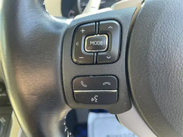 レクサス ＮＸ 200t Iパッケージ 神奈川県 2016(平28)年 6.8万km グラファイトブラックガラスフレーク ベージュ革シート/・前席シートヒーター/・前席パワーシート/運転支援装置/・レーダークルーズコントロール/・プリクラッシュセーフティ/・ブラインドスポットモニター/・前後クリアランスソナー/純正ナビ/・Bluetooth・DVD・MSV/・フルセグTV/・パノラミックビューモニター/ステアリングヒーター/純正エンジンスターター/前後ドライブレコーダー/ビルトイン２．０ETC/スマートキーX2/純正１８インチAW/新車時手帳・取説