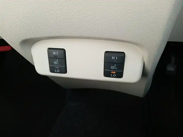 トヨタ シエンタ X 福井県 2017(平29)年 1.5万km ブラックマイカ ディーラーオプションナビ（NSCD-W66）/・（ワンセグTV/CD）/両側スライド（左側パワースライド）ドア/前席シートヒーター/横滑り防止装置/ETC/ライトレベライザー/アイドリングストップ/サイド・カーテンエアバッグ/純正フロアマット/リモコンキー