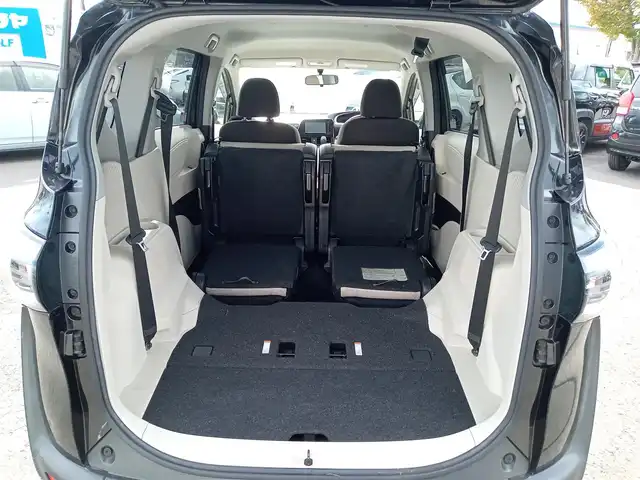 トヨタ シエンタ X 福井県 2017(平29)年 1.5万km ブラックマイカ ディーラーオプションナビ（NSCD-W66）/・（ワンセグTV/CD）/両側スライド（左側パワースライド）ドア/前席シートヒーター/横滑り防止装置/ETC/ライトレベライザー/アイドリングストップ/サイド・カーテンエアバッグ/純正フロアマット/リモコンキー