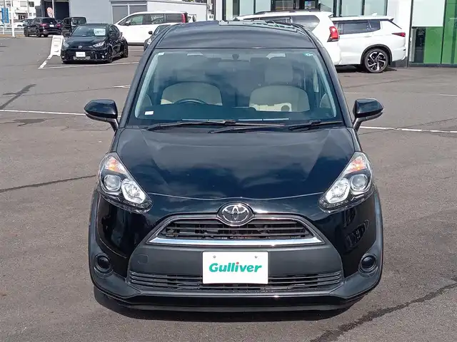 トヨタ シエンタ X 福井県 2017(平29)年 1.5万km ブラックマイカ ディーラーオプションナビ（NSCD-W66）/・（ワンセグTV/CD）/両側スライド（左側パワースライド）ドア/前席シートヒーター/横滑り防止装置/ETC/ライトレベライザー/アイドリングストップ/サイド・カーテンエアバッグ/純正フロアマット/リモコンキー