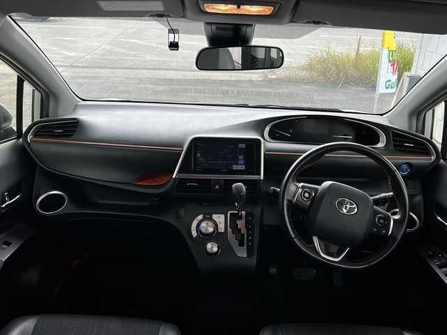 トヨタ シエンタ ハイブリッド G クエロ 愛知県 2018(平30)年 7.8万km ホワイトパールクリスタルシャイン ワンオーナー/禁煙車/ECLIPSE製ナビ/フルセグTV・BT・CD・DVD・SD・USB・AUX・AM・FM/バックカメラ/両側パワースライドドア/プリクラッシュセーフティー/レーンディパーチャーアラート/車両接近通報装置/先行車発進お知らせ機能/ナビ連動型前後ドライブレコーダー/ステアリングスイッチ/オートライト/オートハイビーム/LEDヘッドライト/フォグランプ/ETC/革巻きステアリング/純正フロアマット/スマートキー/プッシュスタート/保証書/取扱説明書/スペアスマートキー/ディーラー整備記録簿（R1~R7）