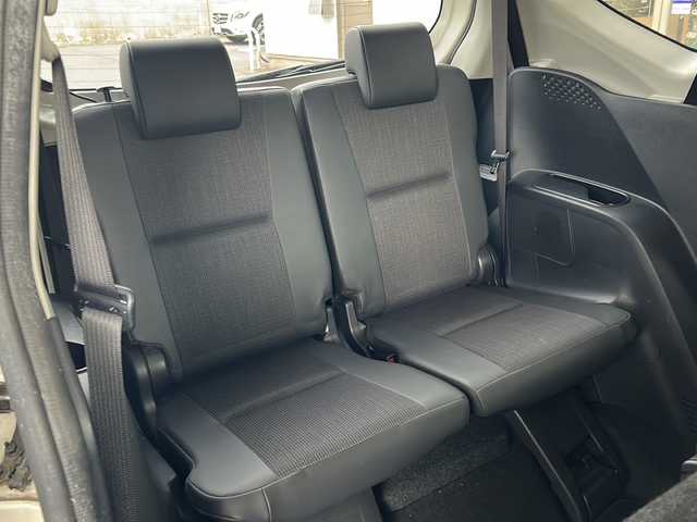 トヨタ シエンタ ハイブリッド G クエロ 愛知県 2018(平30)年 7.8万km ホワイトパールクリスタルシャイン ワンオーナー/禁煙車/ECLIPSE製ナビ/フルセグTV・BT・CD・DVD・SD・USB・AUX・AM・FM/バックカメラ/両側パワースライドドア/プリクラッシュセーフティー/レーンディパーチャーアラート/車両接近通報装置/先行車発進お知らせ機能/ナビ連動型前後ドライブレコーダー/ステアリングスイッチ/オートライト/オートハイビーム/LEDヘッドライト/フォグランプ/ETC/革巻きステアリング/純正フロアマット/スマートキー/プッシュスタート/保証書/取扱説明書/スペアスマートキー/ディーラー整備記録簿（R1~R7）