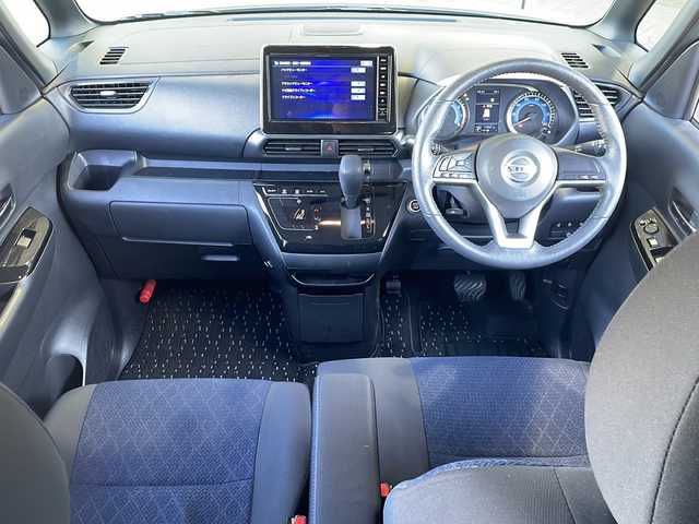 日産 ルークス ハイウェイスター Gターボ 静岡県 2023(令5)年 1.8万km ホワイトパール ワンオーナー/アイドリングストップ/ターボ/エマージェンシーブレーキ/純正ナビ（フルセグTV/BT/CD)/インナーミラー型アラウンドビューモニター/純正15インチAW/両側パワースライドドア/フォグランプ/オートマチックハイビーム/オートライト/純正ドライブレコーダー/リアサーキュレーター/プッシュスタート/ETC/スペアキー/前後コーナーセンサー