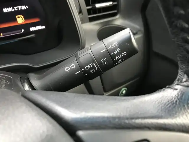 ホンダ フィット ハイブリット L ホンダセンシング 鳥取県 2018(平30)年 5.7万km プレミアムホワイトパールⅡ 純正ナビ/フルセグ/CD/DVD/BT/バックカメラ・ETC/ホンダセンシング/レーンキープアシスト/レーダークルーズコントロール/ハーフレザーシート/LEDヘットライト/フォグライト/ステアリングスイッチ/プッシュエンジンスタート/スマートキー/フロアマット/ドアバイザー