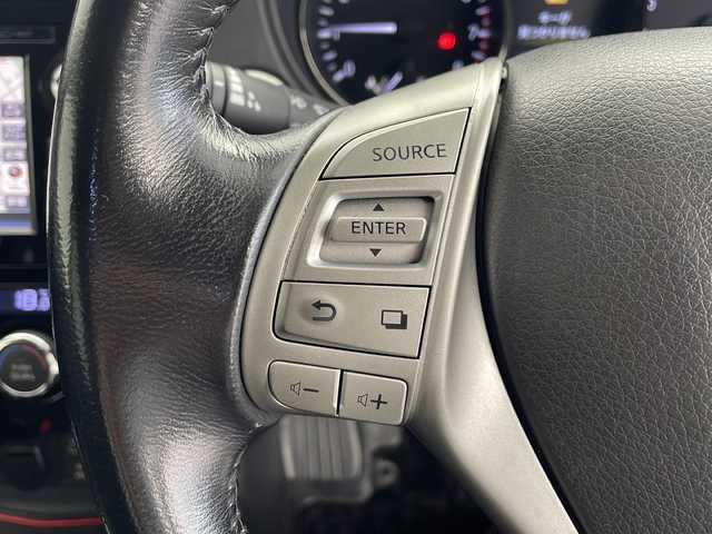 日産 エクストレイル 20X エマージェンシーブレーキ 鹿児島県 2013(平25)年 11.5万km チタニウムカーキ 純正メーカーOPナビ/(BT/CD/DVD/AM/FM)/エマージェンシーブレーキ/アラウンドビューモニター/バックカメラ/クルーズコントロール/前席シートヒーター/ヒルディセントコントロール/前後コーナーセンサー/電動リアゲート/ステアリングスイッチ/ルーフレール/LEDヘッドライト/純正17インチアルミホイール/スペアキー/保証書/取扱説明書