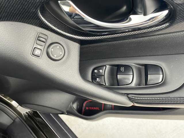 日産 エクストレイル 20X エマージェンシーブレーキ 鹿児島県 2013(平25)年 11.5万km チタニウムカーキ 純正メーカーOPナビ/(BT/CD/DVD/AM/FM)/エマージェンシーブレーキ/アラウンドビューモニター/バックカメラ/クルーズコントロール/前席シートヒーター/ヒルディセントコントロール/前後コーナーセンサー/電動リアゲート/ステアリングスイッチ/ルーフレール/LEDヘッドライト/純正17インチアルミホイール/スペアキー/保証書/取扱説明書