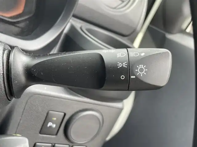 ダイハツ ミラ イース L SAⅢ 滋賀県 2018(平30)年 5万km ホワイト 禁煙車/パイオニア製ナビ/・ワンセグTV・Bluetooth・CD・DVD・SD・USB/前後ドライブレコーダー/パーキングセンサー/車線逸脱警報装置/横滑り防止機能/衝突軽減機能/オートハイビーム機能/ヘッドライトレベライザー/コーナーセンサー/リモコンキー/エアコン/パワーウィンドウ