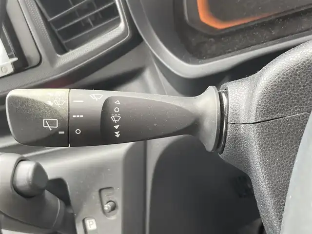 ダイハツ ミラ イース L SAⅢ 滋賀県 2018(平30)年 5万km ホワイト 禁煙車/パイオニア製ナビ/・ワンセグTV・Bluetooth・CD・DVD・SD・USB/前後ドライブレコーダー/パーキングセンサー/車線逸脱警報装置/横滑り防止機能/衝突軽減機能/オートハイビーム機能/ヘッドライトレベライザー/コーナーセンサー/リモコンキー/エアコン/パワーウィンドウ