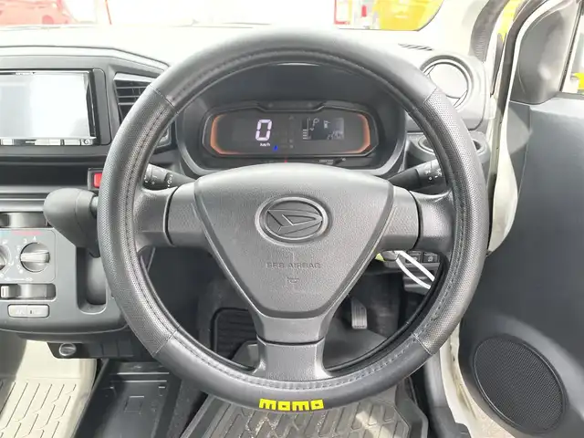 ダイハツ ミラ イース L SAⅢ 滋賀県 2018(平30)年 5万km ホワイト 禁煙車/パイオニア製ナビ/・ワンセグTV・Bluetooth・CD・DVD・SD・USB/前後ドライブレコーダー/パーキングセンサー/車線逸脱警報装置/横滑り防止機能/衝突軽減機能/オートハイビーム機能/ヘッドライトレベライザー/コーナーセンサー/リモコンキー/エアコン/パワーウィンドウ