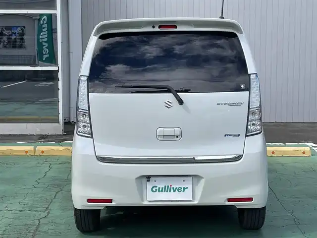 スズキ ワゴンＲ スティングレー T 埼玉県 2015(平27)年 7.7万km クリスタルホワイトP 新車時保証書/取扱説明書/純正SDナビ（CN-R302Z)/　（フルセグTV/BT/CD・DVD/SD/USB/ラジオ)/プッシュスタート/オートライト/HIDヘッドライト/LEDデイライト/ステアリングスイッチ/パドルシフト/クルーズコントロール/アイドリングストップ/スタビリティコントロール（横滑り防止機能）/レーダーブレーキサポート/社外前後ドライブレコーダー/運転席シートヒーター/ETC/社外フロアマット/純正ドアバイザー/タイヤサイズ　　165/55/R15
