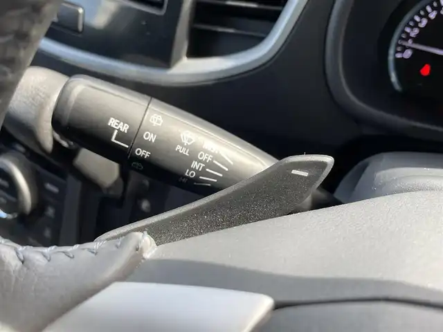 スズキ ワゴンＲ スティングレー T 埼玉県 2015(平27)年 7.7万km クリスタルホワイトP 新車時保証書/取扱説明書/純正SDナビ（CN-R302Z)/　（フルセグTV/BT/CD・DVD/SD/USB/ラジオ)/プッシュスタート/オートライト/HIDヘッドライト/LEDデイライト/ステアリングスイッチ/パドルシフト/クルーズコントロール/アイドリングストップ/スタビリティコントロール（横滑り防止機能）/レーダーブレーキサポート/社外前後ドライブレコーダー/運転席シートヒーター/ETC/社外フロアマット/純正ドアバイザー/タイヤサイズ　　165/55/R15