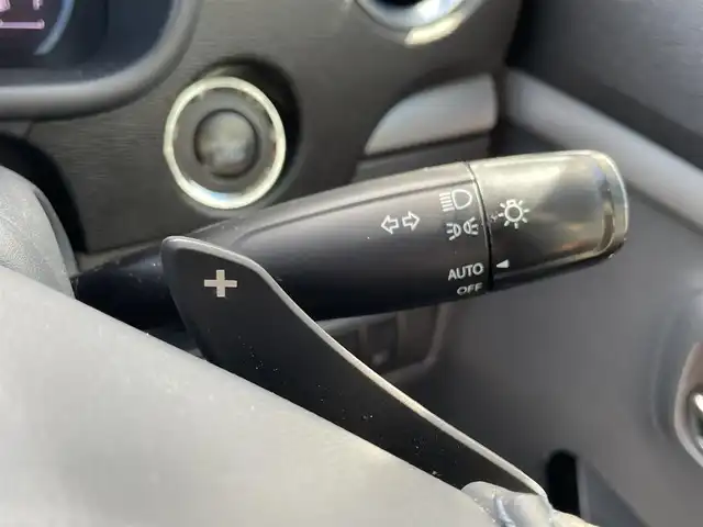 スズキ ワゴンＲ スティングレー T 埼玉県 2015(平27)年 7.7万km クリスタルホワイトP 新車時保証書/取扱説明書/純正SDナビ（CN-R302Z)/　（フルセグTV/BT/CD・DVD/SD/USB/ラジオ)/プッシュスタート/オートライト/HIDヘッドライト/LEDデイライト/ステアリングスイッチ/パドルシフト/クルーズコントロール/アイドリングストップ/スタビリティコントロール（横滑り防止機能）/レーダーブレーキサポート/社外前後ドライブレコーダー/運転席シートヒーター/ETC/社外フロアマット/純正ドアバイザー/タイヤサイズ　　165/55/R15
