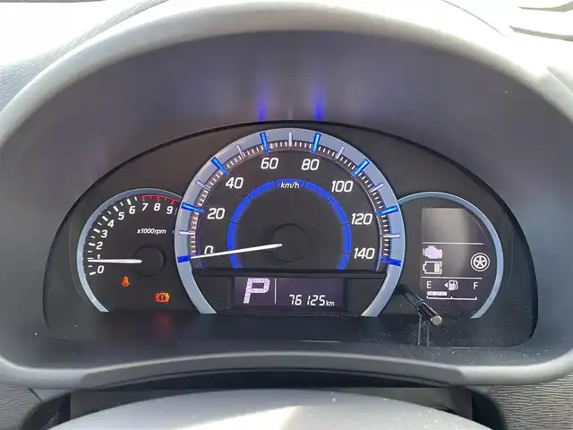 スズキ ワゴンＲ スティングレー T 埼玉県 2015(平27)年 7.7万km クリスタルホワイトP 新車時保証書/取扱説明書/純正SDナビ（CN-R302Z)/　（フルセグTV/BT/CD・DVD/SD/USB/ラジオ)/プッシュスタート/オートライト/HIDヘッドライト/LEDデイライト/ステアリングスイッチ/パドルシフト/クルーズコントロール/アイドリングストップ/スタビリティコントロール（横滑り防止機能）/レーダーブレーキサポート/社外前後ドライブレコーダー/運転席シートヒーター/ETC/社外フロアマット/純正ドアバイザー/タイヤサイズ　　165/55/R15