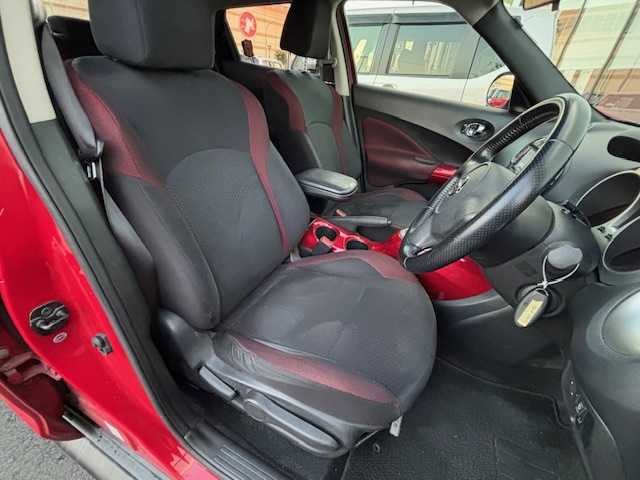 日産 ジューク 15RX アーバンセレクション 宮城県 2013(平25)年 4.3万km パッションレッド 登録時走行距離42485km/純正ナビ/DVD・CD・USB・iPod・VTR・Bluetooth・TV・AM・FM/プッシュスタート/スマートキー/AC/スペアキー有/バックカメラ/フルフラットシート/純正フロアマット/ABS/横滑り防止装置/盗難防止装置/オートライト/フォグランプ/電動格納ミラー