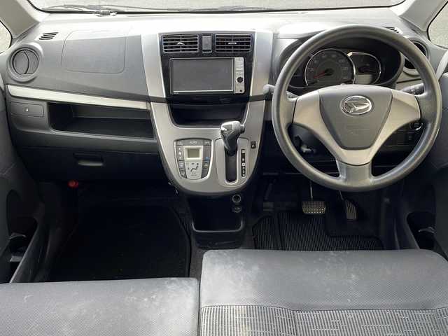 ダイハツ ムーヴ カスタム X 滋賀県 2013(平25)年 7.6万km アーバンナイトブルークリスタルメタリック ワンオーナー/純正メモリナビ/バックカメラ/ウィンカーミラー/プッシュスタート/ETC/AM/FM/CD/DVD/Bluetooth/スペアキー（板キー）/純正アルミ付きサマータイヤ4本/アイドリングストップ/オートライト