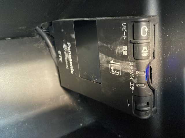 ダイハツ ムーヴ カスタム X 滋賀県 2013(平25)年 7.6万km アーバンナイトブルークリスタルメタリック ワンオーナー/純正メモリナビ/バックカメラ/ウィンカーミラー/プッシュスタート/ETC/AM/FM/CD/DVD/Bluetooth/スペアキー（板キー）/純正アルミ付きサマータイヤ4本/アイドリングストップ/オートライト