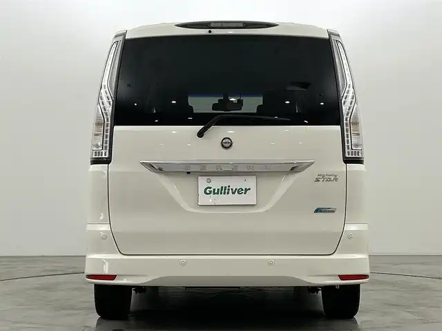 日産 セレナ HWS S HV Vセレ +SeftyⅡ 福岡県 2016(平28)年 5.7万km ブリリアントホワイトパール 純正ナビ（ＢＴ，フルセグＴＶ）　/全方位カメラ　/ＥＴＣ　/前方ドライブレコーダー　/クルーズコントロール　/コーナーセンサー　/エマージェンシーブレーキ　/レーンキープ　/両側電動スライドドア　/Ｗエアコン　/ＬＥＤ