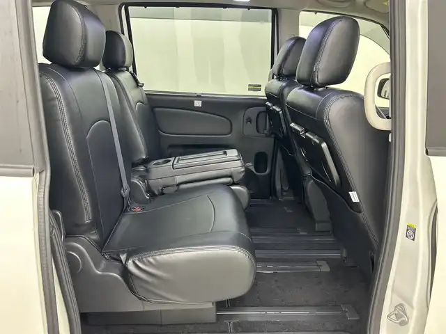 日産 セレナ HWS S HV Vセレ +SeftyⅡ 福岡県 2016(平28)年 5.7万km ブリリアントホワイトパール 純正ナビ（ＢＴ，フルセグＴＶ）　/全方位カメラ　/ＥＴＣ　/前方ドライブレコーダー　/クルーズコントロール　/コーナーセンサー　/エマージェンシーブレーキ　/レーンキープ　/両側電動スライドドア　/Ｗエアコン　/ＬＥＤ