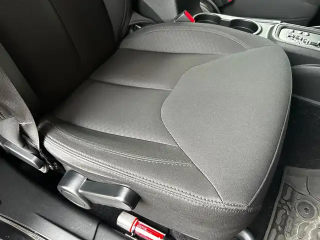 クライスラー・ジープ ジープ ラングラー アンリミテッド スポーツ 富山県 2017(平29)年 4.8万km 黒 ４WD/ワンオーナー/アルパイン9型ナビ/Bluetooth接続/AM/FMラジオ/フルセグTV/クルーズコントロール（追従なし）/ETC/前後ドラレコ/横滑り防止機能/ダウンヒルアシストコントロール/革巻きステアリング/純正パーツ積込み（Fバンパー/サイドステップ/Rバンパー）/ヘッドライトレベライザー/リモコンキー/純正AW/R6年記録簿