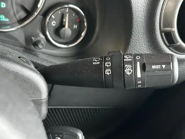 クライスラー・ジープ ジープ ラングラー アンリミテッド スポーツ 富山県 2017(平29)年 4.8万km 黒 ４WD/ワンオーナー/アルパイン9型ナビ/Bluetooth接続/AM/FMラジオ/フルセグTV/クルーズコントロール（追従なし）/ETC/前後ドラレコ/横滑り防止機能/ダウンヒルアシストコントロール/革巻きステアリング/純正パーツ積込み（Fバンパー/サイドステップ/Rバンパー）/ヘッドライトレベライザー/リモコンキー/純正AW/R6年記録簿