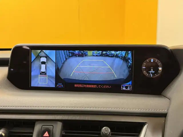 レクサス ＵＸ 250h Fスポーツ 群馬県 2020(令2)年 5.8万km マーキュリーグレーマイカ 安全装備/・衝突軽減ブレーキ/・クルーズコントロール/・クリアランスソナー/・パノラミックビューモニター/・レーンキープアシスト/・ブラインドスポット/・オートライト/・オートハイビーム/・SOSコール/・横滑り防止/メーカー純正ナビ/・AM/FM/AUX/・Bluetooth/・CD/DVD/SD/サンルーフ/パドルシフト/パワーバックドア/オートホールド/電子パーキング/シートメモリー/前席パワーシート/前席シートヒーター/ハンドルヒーター/ヒーターミラー/前後ドライブレコーダー/LEDフォグランプ/LEDヘッドライト/プッシュスタート/スマートキー