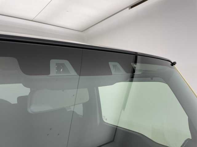 スズキ ジムニー ノマド FC 愛媛県 2025(令7)年 0.1千km アークティックホワイトパール 登録済未使用車／アダプティブクルーズコントロール／ステアリングスイッチ／ダウンヒルアシストコントロール／ＬＥＤヘッドライト／オートライト／オートマチックハイビーム／純正15インチアルミホイール