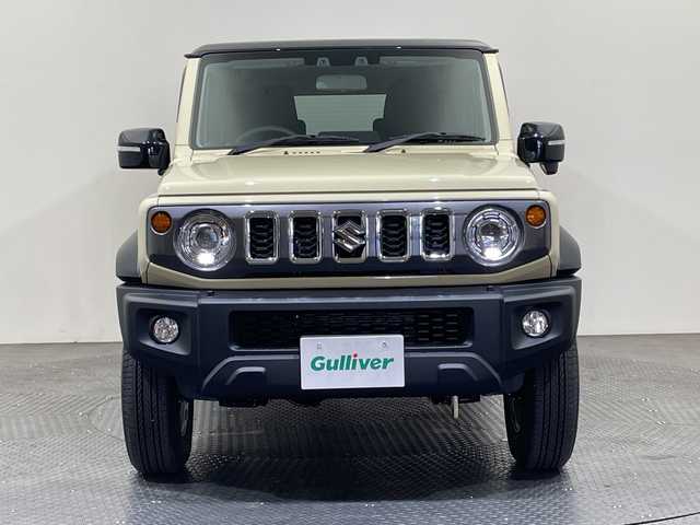 スズキ ジムニー ノマド FC 愛媛県 2025(令7)年 0.1千km アークティックホワイトパール 登録済未使用車／アダプティブクルーズコントロール／ステアリングスイッチ／ダウンヒルアシストコントロール／ＬＥＤヘッドライト／オートライト／オートマチックハイビーム／純正15インチアルミホイール