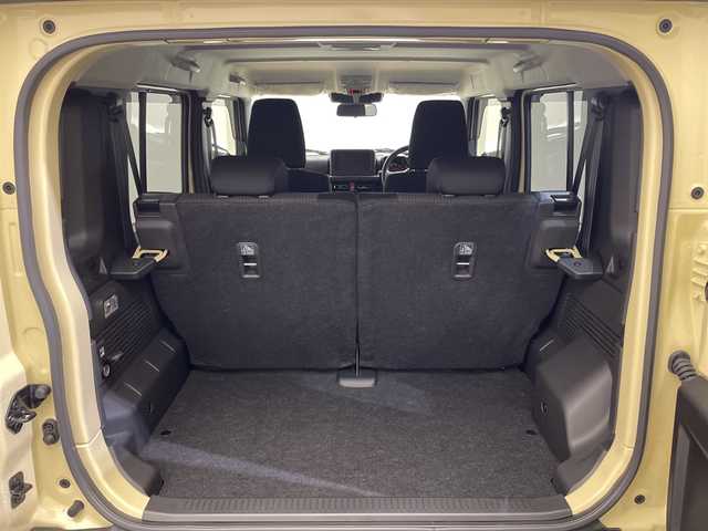 スズキ ジムニー ノマド FC 愛媛県 2025(令7)年 0.1千km アークティックホワイトパール 登録済未使用車／アダプティブクルーズコントロール／ステアリングスイッチ／ダウンヒルアシストコントロール／ＬＥＤヘッドライト／オートライト／オートマチックハイビーム／純正15インチアルミホイール