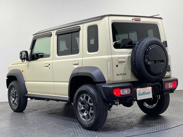 スズキ ジムニー ノマド FC 愛媛県 2025(令7)年 0.1千km アークティックホワイトパール 登録済未使用車／アダプティブクルーズコントロール／ステアリングスイッチ／ダウンヒルアシストコントロール／ＬＥＤヘッドライト／オートライト／オートマチックハイビーム／純正15インチアルミホイール