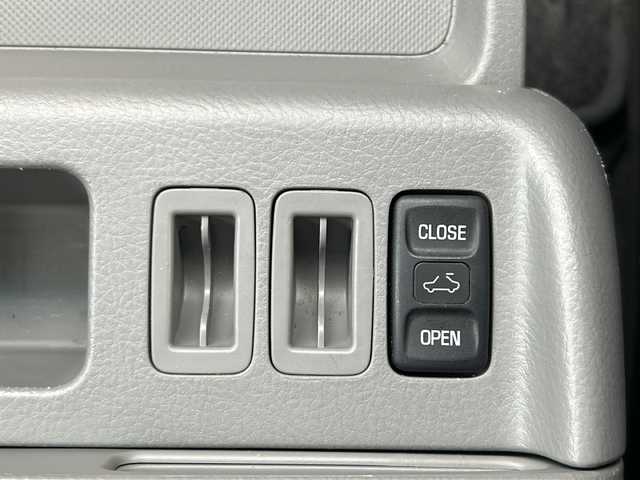 トヨタ アルファード Ｇ AS 山形県 2003(平15)年 8.5万km ホワイトパールマイカ 4WD/サンルーフ/社外HDDナビ/・CN-HDS965D/CD、MD、フルセグTV、MSV/革調シートカバー/後席用モニター/バックカメラ/ETC/ウッドコンビステアリング/ステアリングリモコン/社外ツイーター/LEDルームランプ/フロアマット/17インチBBSアルミホイール/オートライト/キセノンライト/フォグランプ/ローダウン/ウィンカーミラー/社外マフラー/整備手帳/取扱説明書