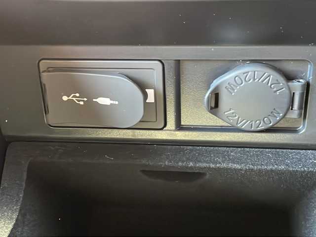 レクサス ＲＸ 450h Fスポーツ 道北・旭川 2018(平30)年 7.5万km ホワイトノーヴァガラスフレーク /4WD//禁煙//純正ナビ/BT/CD/DVD/フルセグ/ブルーレイ/USB/AUX//レザーシート//前席パワーシート//前席エアシート//全席シートヒーター//運転席メモリーシート//セーフティシステムプラス//LKA/PCS/BSM/クリアランスソナー/ACC/ICS/HUD/TPMS//革巻きステアリング//ハンドルヒーター//パドルシフト//ステアリングスイッチ//オートライト//オートマチックハイビーム//LEDヘッドライト//フォグランプ//パワーバックドア//バックカメラ//サイドカメラ//フロントカメラ//ETC//ドライブレコーダー//サンシェード//オートワイパー//オートリトラミラー//純正フロアマット//取扱説明書//保証書