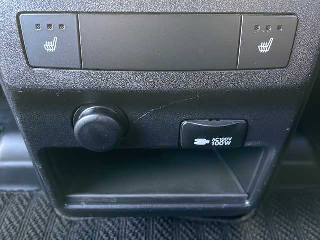 レクサス ＲＸ 450h Fスポーツ 道北・旭川 2018(平30)年 7.5万km ホワイトノーヴァガラスフレーク /4WD//禁煙//純正ナビ/BT/CD/DVD/フルセグ/ブルーレイ/USB/AUX//レザーシート//前席パワーシート//前席エアシート//全席シートヒーター//運転席メモリーシート//セーフティシステムプラス//LKA/PCS/BSM/クリアランスソナー/ACC/ICS/HUD/TPMS//革巻きステアリング//ハンドルヒーター//パドルシフト//ステアリングスイッチ//オートライト//オートマチックハイビーム//LEDヘッドライト//フォグランプ//パワーバックドア//バックカメラ//サイドカメラ//フロントカメラ//ETC//ドライブレコーダー//サンシェード//オートワイパー//オートリトラミラー//純正フロアマット//取扱説明書//保証書