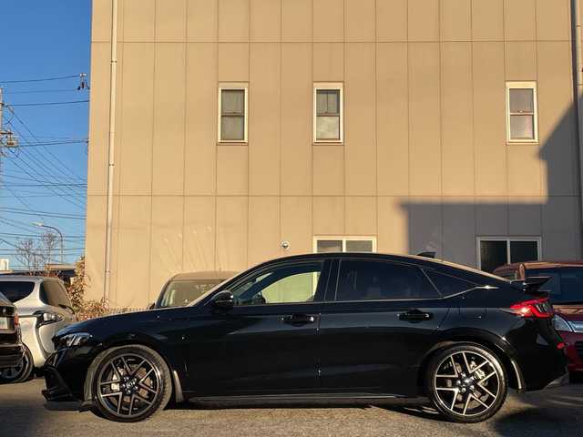 ホンダ シビック e:HEV 愛知県 2023(令5)年 3.6万km クリスタルブラックパール /禁煙車//ワンオーナー//純正ナビ//フルセグTV//AM・FM・Bluetooth//AppleCarPlay・AndroidAuto//BOSEプレミアムサウンド//ドライブレコーダー//バックカメラ//ETC//WI-FI接続//プッシュスタート//クルーズコントロール//パドルシフト//ワイヤレス充電//シートヒーター//ISOFIX//オートマチックブレーキ//コーナーセンサー//純正マット//純正リアスポイラー//盗難防止システム//横滑り防止システム//車線維持支援システム//本革巻きステア//保証書//取扱説明書//スペアキー