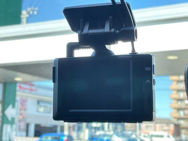 ホンダ シビック e:HEV 愛知県 2023(令5)年 3.6万km クリスタルブラックパール /禁煙車//ワンオーナー//純正ナビ//フルセグTV//AM・FM・Bluetooth//AppleCarPlay・AndroidAuto//BOSEプレミアムサウンド//ドライブレコーダー//バックカメラ//ETC//WI-FI接続//プッシュスタート//クルーズコントロール//パドルシフト//ワイヤレス充電//シートヒーター//ISOFIX//オートマチックブレーキ//コーナーセンサー//純正マット//純正リアスポイラー//盗難防止システム//横滑り防止システム//車線維持支援システム//本革巻きステア//保証書//取扱説明書//スペアキー