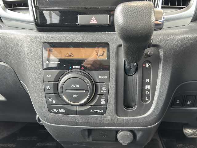 スズキ スペーシア カスタム XS 静岡県 2017(平29)年 2.5万km ムーンライトバイオレットPM 純正メモリナビ/・CD/・DVD/・フルセグＴＶ/・Bluetooth/・USB/・AM/・FM/主要装備/・両側パワスラ/・衝突軽減/・レーンキープ/・全方位カメラ/・ETC/・純正フロアマット/・シートヒーターD席/・ステリモ/・純正アルミホイール/・キセノンヘッドライト/・オートライト/・フォグランプ/・スマートキー/・プッシュスタート