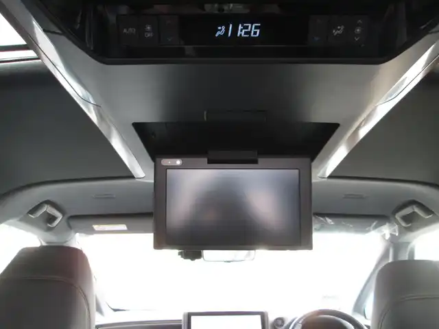 トヨタ アルファード Z 千葉県 2024(令6)年 1.1万km プラチナホワイトパールマイカ ワンオーナー/純正14インチディスプレイオーディオ/　【ナビ/フルセグ/BT】/パノラミックビューモニター/純正13.2型フリップダウンモニター/左右独立ムーンルーフ/デジタルインナーミラー/スペアタイヤ/LEDヘッドライト&LEDフォグ/純正18インチアルミホイール/黒レザーシート/パワーシート&シートヒーター＆エアーシート/　（前席＆セカンドシート）/置くだけ充電＆ビルトインETC2.0/前後ドライブレコーダー/新車整備手帳/取扱説明書/スペアキー