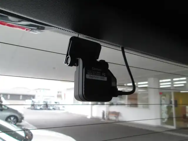 トヨタ アルファード Z 千葉県 2024(令6)年 1.1万km プラチナホワイトパールマイカ ワンオーナー/純正14インチディスプレイオーディオ/　【ナビ/フルセグ/BT】/パノラミックビューモニター/純正13.2型フリップダウンモニター/左右独立ムーンルーフ/デジタルインナーミラー/スペアタイヤ/LEDヘッドライト&LEDフォグ/純正18インチアルミホイール/黒レザーシート/パワーシート&シートヒーター＆エアーシート/　（前席＆セカンドシート）/置くだけ充電＆ビルトインETC2.0/前後ドライブレコーダー/新車整備手帳/取扱説明書/スペアキー