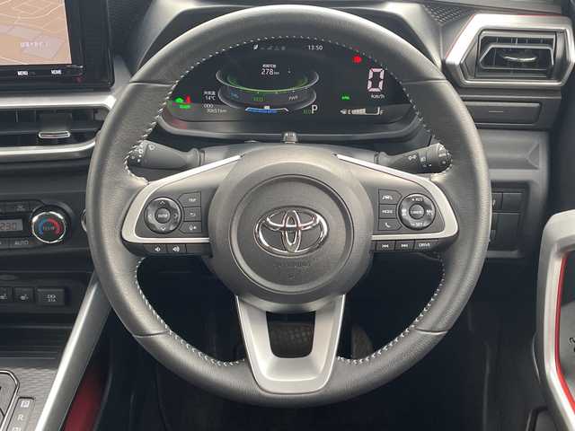 トヨタ ライズ Z 山口県 2022(令4)年 3.1万km ブラックマイカメタリック/シャイニングホワイトパール ワンオーナー　/バックカメラ　/純正９型ナビ　/FM/AM/CD/DVD/Bluetooth/フルセグTV/クリアランスソナー　/レーダークルーズコントロール　/純正フロアマット　/前席シートヒーター　/オートライト/オートマチックハイビーム/レーンキープアシスト　/衝突被害軽減ブレーキ　/ドライブレコーダー/ＥＴＣ