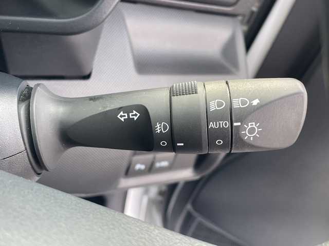 トヨタ ライズ Z 山口県 2022(令4)年 3.1万km ブラックマイカメタリック/シャイニングホワイトパール ワンオーナー　/バックカメラ　/純正９型ナビ　/FM/AM/CD/DVD/Bluetooth/フルセグTV/クリアランスソナー　/レーダークルーズコントロール　/純正フロアマット　/前席シートヒーター　/オートライト/オートマチックハイビーム/レーンキープアシスト　/衝突被害軽減ブレーキ　/ドライブレコーダー/ＥＴＣ